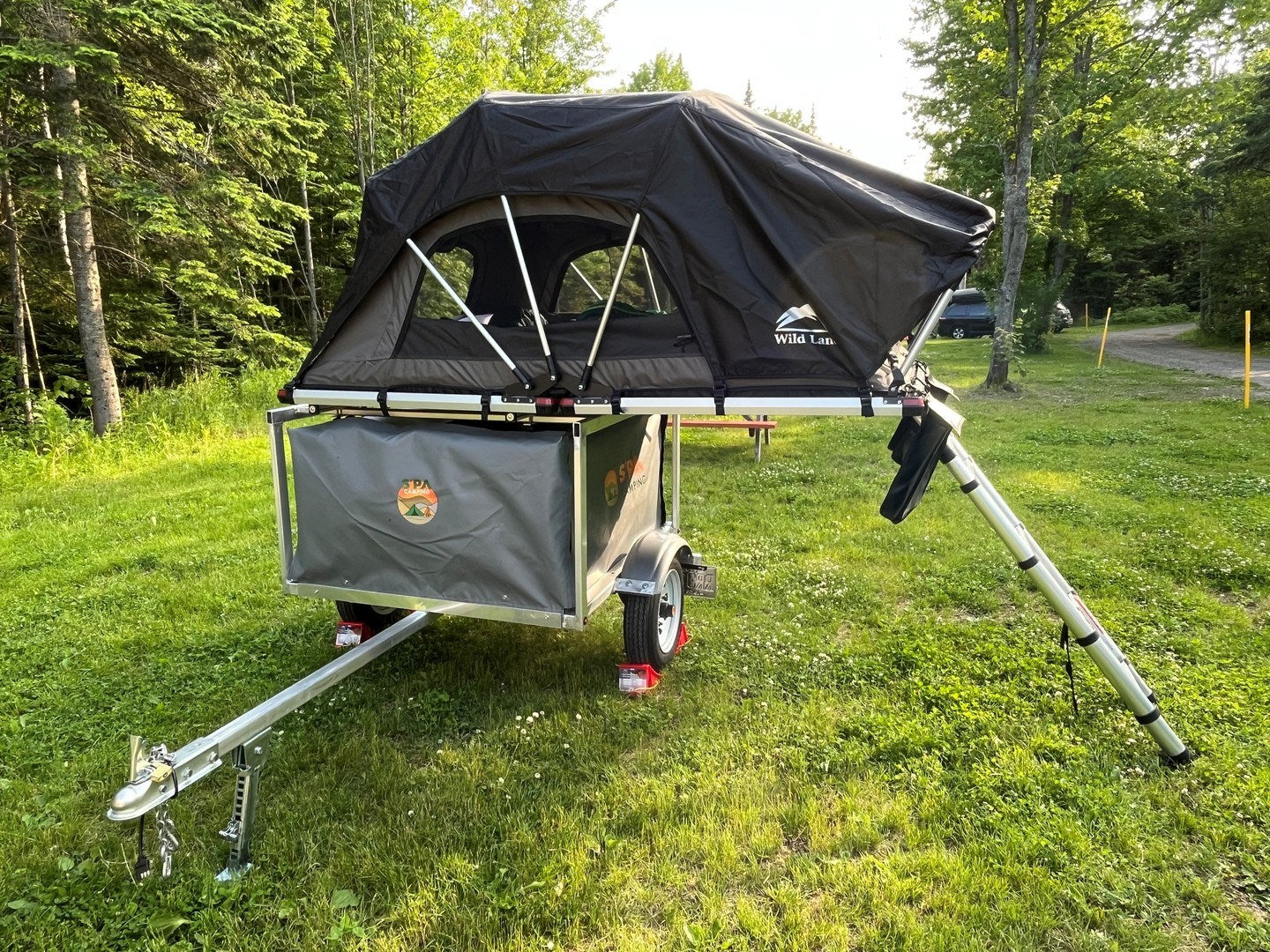 tente remorque suisse Remorque prête à camper ultralégère